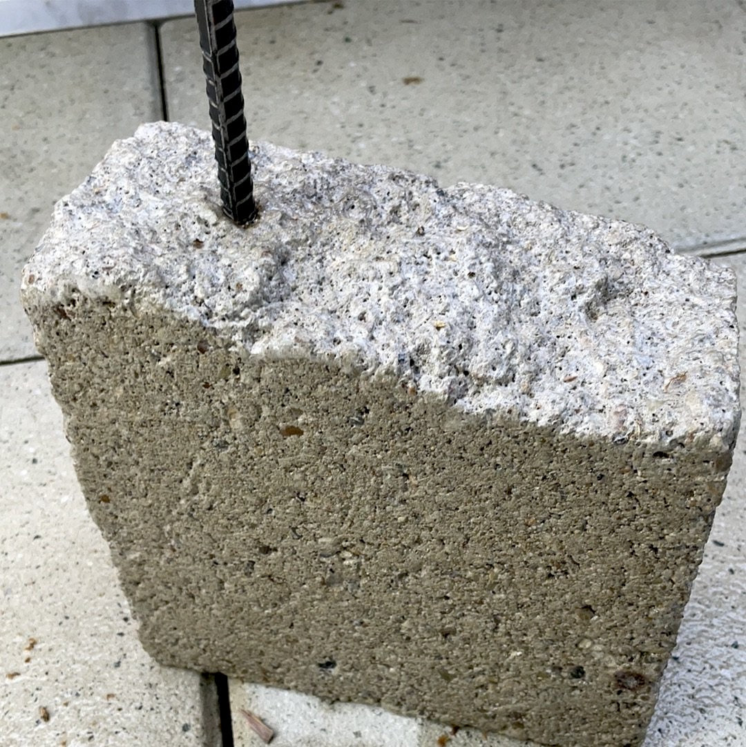 Kokedama Concrete Stand